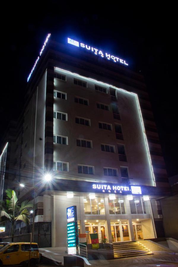 Suita Hotel Yaoundé Exterior foto